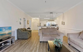 Magnolia North 2BR Condo w Pool, Near Beach and Golf
